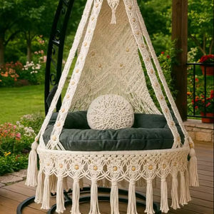 Silla Colgante de Macramé Hecha a Mano: Asiento Colgante Boho para Exteriores con Cojín, Regalo de Inauguración de Casa, Navidad - Product Image 1