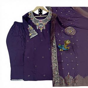 Traje Salwar de Seda Romana India de Diseñador, Moderno y de Alta Gama, con Bordado Exclusivo, para Mujer, Ideal para Fiestas y Eventos Étnicos - Product Image 1