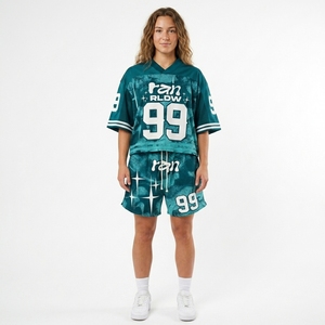 Conjunto Deportivo Unisex de Talla Grande con Cuello Redondo, Estampado por Transferencia Térmica, 100% Poliéster, Secado Rápido, Transpirable, Top Corto y Pantalones Cortos con Cordón Ajustable, Personalizable - Product Image 2