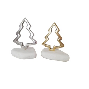 Silver & Gold Xmas Tree Showpiece table de base en marbre Accent maison & jardin Décoration Objet fournitures de noël Accents en métal - Product Image 1