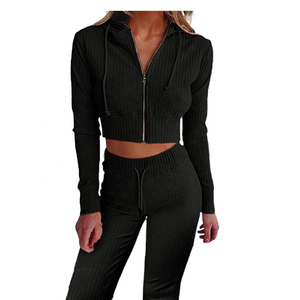 Completo Sportivo da <span class=keywords><strong>Donna</strong></span> 2 Pezzi: Top Corto con Cappuccio a Costine e <span class=keywords><strong>Pantaloni</strong></span> Lunghi Neri con Zip Frontale, Vestibilità Aderente - Product Image 1