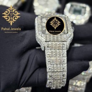นาฬิกาข้อมือผู้หญิง Pahal Jewels หรูหรา ประดับเพชรทรงสี่เหลี่ยม ตัวเรือนสแตนเลสสตีล ระบบควอตซ์ หน้าปัดแซฟไฟร์ 40 มม. สายแบบผีเสื้อ - Product Image 2