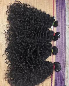 Paquetes de cabello rizado natural Extremos completos gruesos Cutículas Alineadas Color natural Humano Sin procesar Virgen cruda Extensión de cabello de grado Remy - Product Image 3