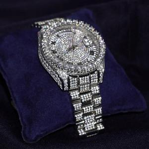 นาฬิกาคู่สไตล์ญี่ปุ่นประดับเพชรโมอิสซาไนต์คุณภาพเยี่ยม ดีไซน์หรูหรา เหมาะเป็นของขวัญวันครบรอบ ราคาประหยัด - Product Image 4