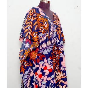 Robe longue kaftan en coton fleuri faite main pour femme indienne, imprimé au bloc à la main, idéale pour le printemps, l'été, comme cache-maillot de plage ou tenue d'intérieur - Product Image 4