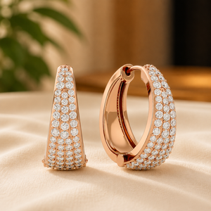 Boucles d'oreilles créoles en or jaune plaqué 18 carats avec diamants ronds brillants et moissanite triangulaire, pour femme, idéales pour mariage - Product Image 5
