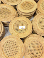 Offre Spéciale 2026 Assiette de Présentation Rustique en Rotin 33 Pouces Faite à la Main au Vietnam Décoration DIY Hôtel Maison Cuisine Meilleur Prix pour la Vente en Gros