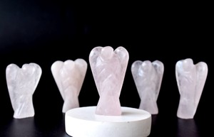 Figuras de Ángeles Talladas en Cuarzo Rosa de Primera Calidad al por Mayor, Gemas de Feng Shui para Sanación Metafísica y Decoración del Hogar - Product Image 3