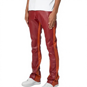 Pantalon en cuir marron pour homme, taille haute, coupe droite, style motard, avec poches latérales, fermeture boutonnée, effet vieilli, délavé, tissu épais - Product Image 1