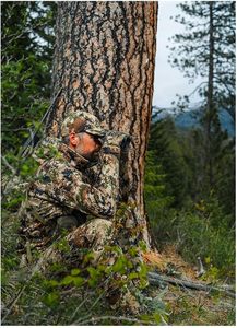 Lightweight Stretch Hunting Gloves with Touchscreen Compatibility for <b>Men</b> - Product Image 3