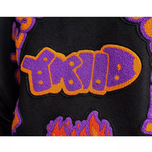 แจ็คเก็ตเบสบอลหนัง PU รุ่นใหม่สำหรับผู้ชาย ฤดูหนาว ปี 2025 ทรงหลวม สไตล์ลำลอง พิมพ์ลายโลโก้ด้านหน้า ขายส่ง - Product Image 4