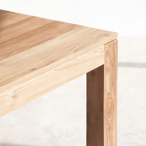 Ensemble de salle à manger en teck de haute qualité, table et chaises, au design moderne et élégant. Prix négociable. - Product Image 3