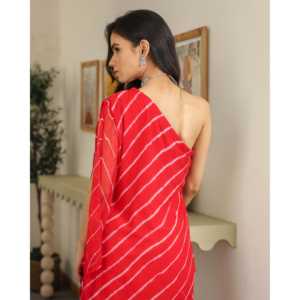 Ensemble Kurta Rouge Asymétrique Lorient pour Usage Quotidien, Taille XS, Coupe Ample et Transparente, Service de Traitement Manuel - Product Image 1