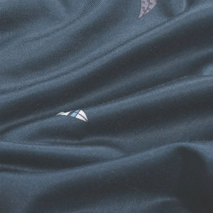 Camiseta de Hombre Azul Oscuro de Manga Corta, Tejido de Punto de Secado Rápido, Poliéster/Algodón, Estilo Casual, Corte Regular, con Logotipo Frontal HIGH STREET - Product Image 4