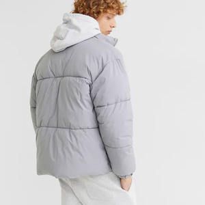Veste d'hiver pour homme en polyester recyclé, rembourrée, personnalisable avec logo, faible MOQ, pour acheteurs américains, vente en gros OEM - Product Image 3