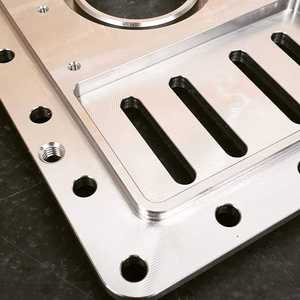 บริการกัดขึ้นรูปชิ้นส่วนแผ่นโลหะด้วยเครื่อง CNC VMC จากอะลูมิเนียมและสแตนเลสสำหรับอุตสาหกรรม  รับผลิตชิ้นส่วนตามแบบสำหรับงานกัดขึ้นรูปในอุตสาหกรรม - Product Image 6