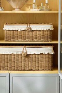 Panier de rangement rectangulaire en rotin avec doublure en coton et poignée pour salle de bain, organisateur multi-usages pour un rangement soigné - Product Image 1