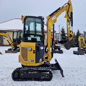 Compre Excavadoras CAT 302.7 CR, Máquina de Alto Rendimiento para Obras de Construcción, Calidad Premium con Entrega Rápida Disponible Ahora - Product Image 3