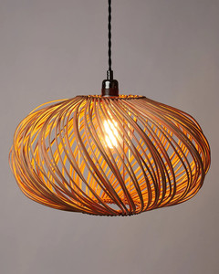 โคมไฟระย้าในร่มทันสมัย รูปทรงกลม สวยงาม ประณีต ผลิตด้วยหวายสานเคลือบสีฝุ่น เป็นมิตรต่อสิ่งแวดล้อม ยี่ห้อ NhatMinh - Product Image 3