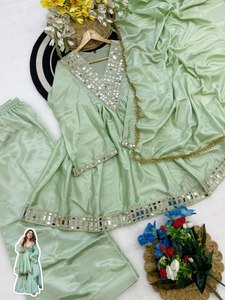 Conjunto de Traje Palazzo de Chinon Suave con Bordado de Diseñador y Dupatta Elegante, Atuendo Tradicional para Mujer - Product Image 1