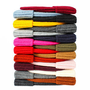 Gorros de Invierno Personalizados con Logotipo, de Acrílico Suave y Elástico, con Borde Plegado y Tejido Acanalado Grueso, para Clima Frío, Estilo Urbano, Casual y para Exteriores - Product Image 1