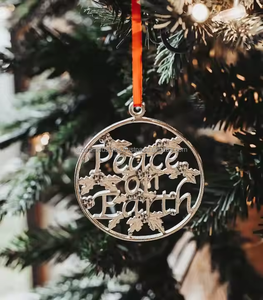 Etiquetas de decoración navideña de alta calidad, adornos colgantes de árbol de Navidad de Metal, decoración navideña, adornos navideños de plástico - Product Image 1