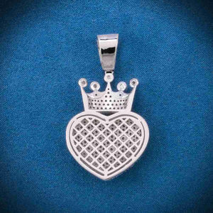Pendentif Cœur Couronne en Acier Inoxydable Plaqué Argent avec Micro-Incrustation de Moissanite, Style Hiphop Unisexe, Certifié IGI, Cadeau Thème - Product Image 2