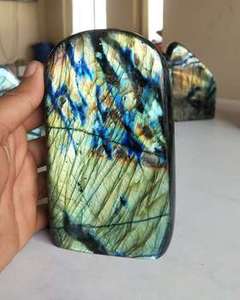 หินลาบราดอไรต์ธรรมชาติทรงอิสระ แสงแฟลชสวยงาม สำหรับตกแต่ง ขายส่งจากโรงงาน - Product Image 6