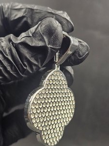 Colgante de letra personalizado con diamante de moissanita VVS en plata de ley 925 para uso unisex - Product Image 6