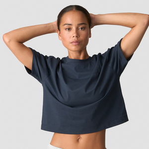 T-shirt court pour femme, col rond, manches courtes, couleur unie, tricot en coton, coupe régulière, respirant, décontracté, à porter au printemps et en été - Product Image 3