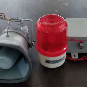 Nuevo Claxon Industrial CMK para Grúas EOT, Claxon Electrónico Programable/Grabable con Luz Intermitente, Protección IP65, Color Rojo - Product Image 1