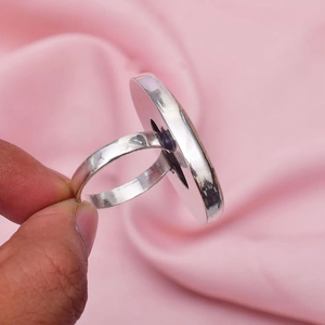 Anillo de Cóctel de Plata 925 con Perla, Anillo Minimalista con Perla de Agua Dulce, Joyería Unisex para Uso Diario - Product Image 2