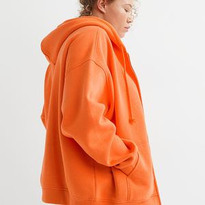 เสื้อฮู้ดซิปแบบกำหนดเองสำหรับผู้หญิง ขายส่งเสื้อฮู้ดผู้หญิงพร้อมโลโก้สั่งทำ เสื้อฮู้ดโอเวอร์ไซส์สไตล์สตรีทแวร์ - Product Image 2