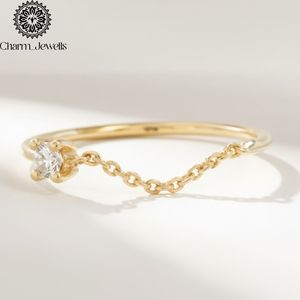 Bague de fiançailles en argent plaqué or avec moissanite taille coussin et sertissage à griffes, bijoux minimalistes pour femme Charm Jewells - Product Image 1