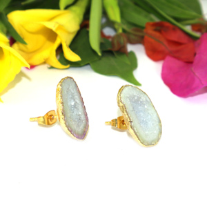 Pendientes de botón de latón chapado en oro de 18 quilates con diseño geométrico de esqueleto y gema de drusa de geoda blanca estilo punk Goran Vogue, regalo para mujer - Product Image 3