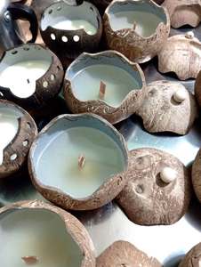 Bougie parfumée Coconut Haven, arôme inspiré de l'océan - Product Image 5