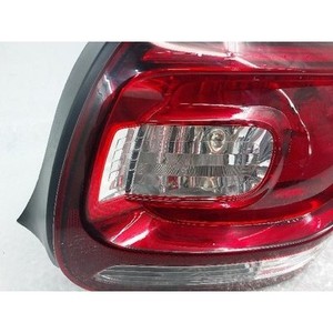 Feu arrière droit d'occasion Citroën DS3 967697338000 - Product Image 2