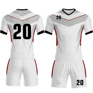 Nuevos Uniformes de Fútbol Transpirables de Secado Rápido con Estampado por Transferencia de Calor 100% Poliéster para Hombre, Nombres de Equipo y Colores Personalizados OEM - Product Image 1