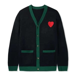 Cardigan noir à col en V pour femme avec applique cœur rouge, pull tricoté à manches longues, tenue décontractée d'automne, 100 % acrylique - Product Image 1