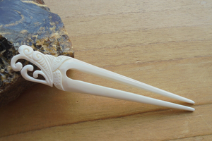 Épingle à cheveux en os de qualité supérieure |   Bâtonnet à cheveux artisanal en corne et os pour femmes - Product Image 3