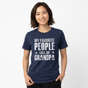 T-shirt décontracté à manches courtes pour homme, coupe régulière, col rond, imprimé, en jersey de coton, avec la phrase « My Favorite People Call Me Grandpa » - Product Image 4