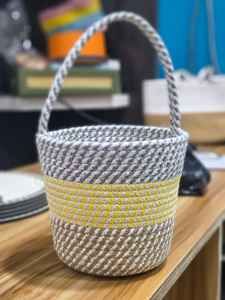 Bolso de mano de yute al por mayor, cesta de cuerda de algodón colorida, ecológico, festivo Holi, para vacaciones, con asa, para niñas - Product Image 4