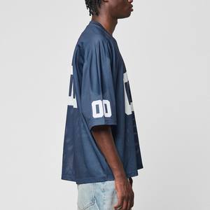 Maillot de football américain streetwear en mesh coupe oversize et carrée, numéro personnalisé, 100% polyester, marque privée pour les marques de mode - Product Image 4