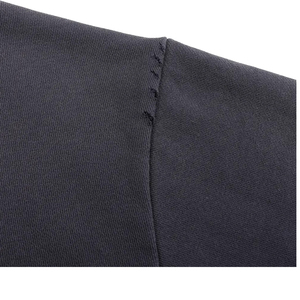 เสื้อฮู้ดดี้ผู้ชายสไตล์ดิสเทรส สีดำล้างสี ทรงโอเวอร์ไซส์ ผ้าฟลีซคอตตอน 100% แบบเรียบ สตรีทแวร์ รับสกรีนโลโก้ ขายส่งจำนวนมาก - Product Image 5