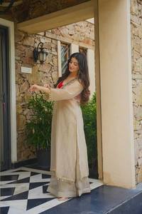 <b>Women</b> Traditional Beige Anarkali <b>Suit</b> Floor-Length Silk <b>Wedding</b> Ethnic Outfit India Pakistan Style Loose Fit Stretchable - Product Image 2