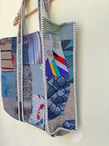 Acolchado Patchwork Tote Hombro Patch Bag Algodón Handprint Floral Eco Friendly Bolsa sostenible - Product Image 4