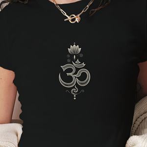 T-shirt court stylisé à la mode pour femme symbole Om - Product Image 4