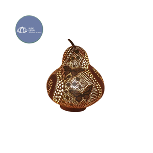 Ornement en gourde naturelle sculptée – Artisanat écologique durable pour les boutiques de souvenirs - Product Image 1