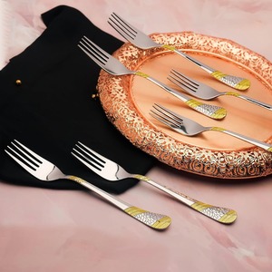 Ensemble de fourchettes élégantes et uniques de qualité supérieure avec manche martelé et revêtement PVD pour événements - Product Image 3