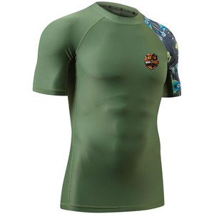 เสื้อรัดรูปแขนสั้นสำหรับผู้ชาย ทรงสลิมฟิต ผลิตจากผ้าสแปนเด็กซ์/โพลีเอสเตอร์ น้ำหนักเบา ระบายอากาศได้ดี แห้งเร็ว เหมาะสำหรับการฝึกซ้อมแบบกราปลิง - Product Image 3